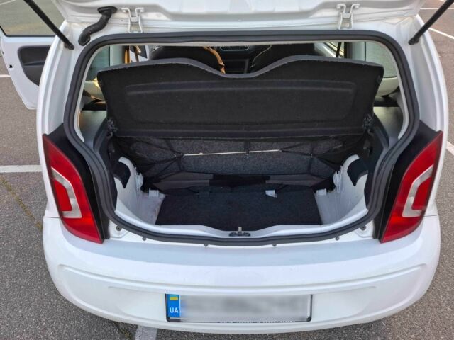 Белый Фольксваген Другая, объемом двигателя 1 л и пробегом 300 тыс. км за 4200 $, фото 5 на Automoto.ua