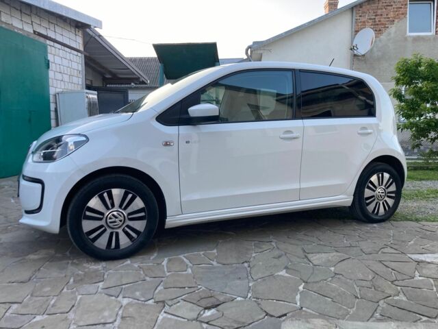 Белый Фольксваген Другая, объемом двигателя 0 л и пробегом 150 тыс. км за 6170 $, фото 1 на Automoto.ua