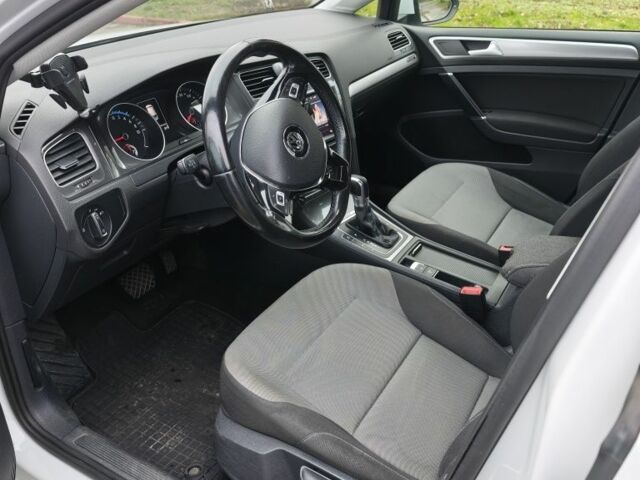 Белый Фольксваген Другая, объемом двигателя 0 л и пробегом 114 тыс. км за 10000 $, фото 5 на Automoto.ua