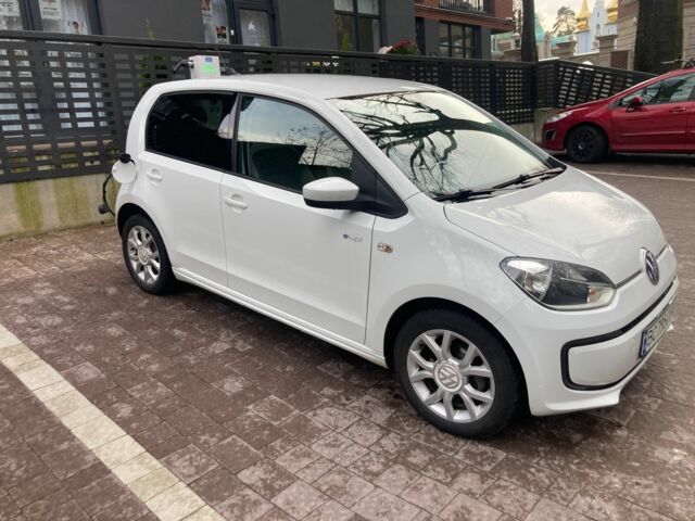 Белый Фольксваген Другая, объемом двигателя 0 л и пробегом 150 тыс. км за 6170 $, фото 4 на Automoto.ua