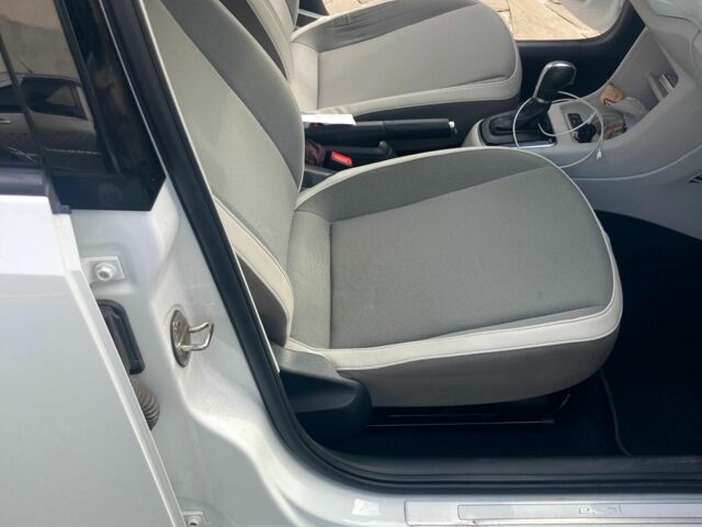 Белый Фольксваген Другая, объемом двигателя 0 л и пробегом 150 тыс. км за 6170 $, фото 9 на Automoto.ua