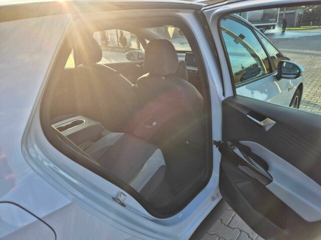 Белый Фольксваген Другая, объемом двигателя 0 л и пробегом 114 тыс. км за 20826 $, фото 13 на Automoto.ua