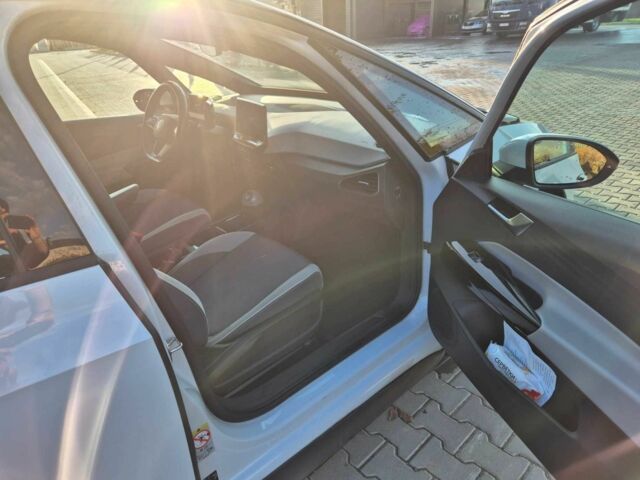 Белый Фольксваген Другая, объемом двигателя 0 л и пробегом 114 тыс. км за 20826 $, фото 12 на Automoto.ua