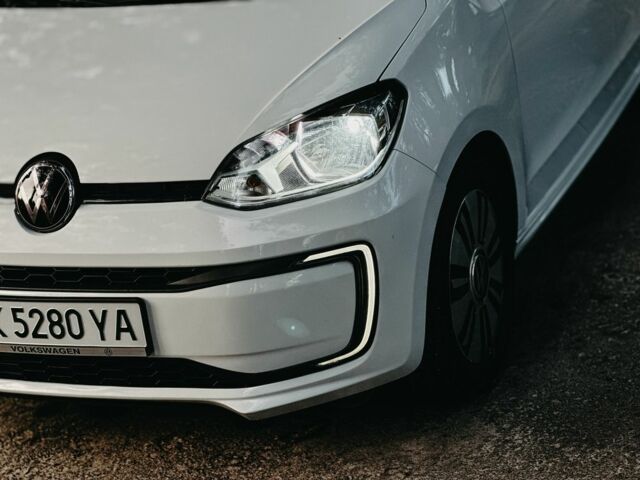 Белый Фольксваген Другая, объемом двигателя 0 л и пробегом 110 тыс. км за 10000 $, фото 9 на Automoto.ua