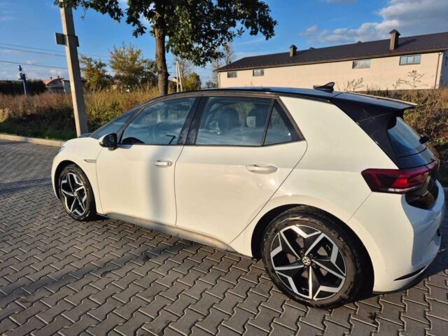 Белый Фольксваген Другая, объемом двигателя 0 л и пробегом 114 тыс. км за 20826 $, фото 1 на Automoto.ua