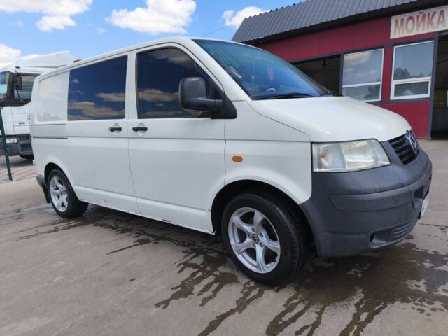 Білий Фольксваген Інша, об'ємом двигуна 2.5 л та пробігом 336 тис. км за 6700 $, фото 3 на Automoto.ua