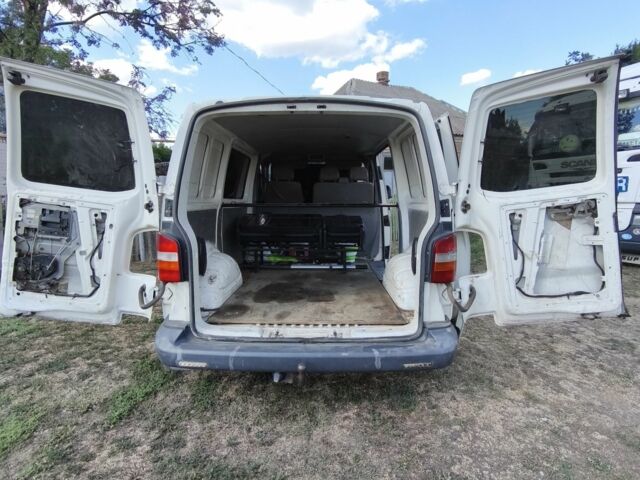 Білий Фольксваген Інша, об'ємом двигуна 2.5 л та пробігом 336 тис. км за 6700 $, фото 18 на Automoto.ua