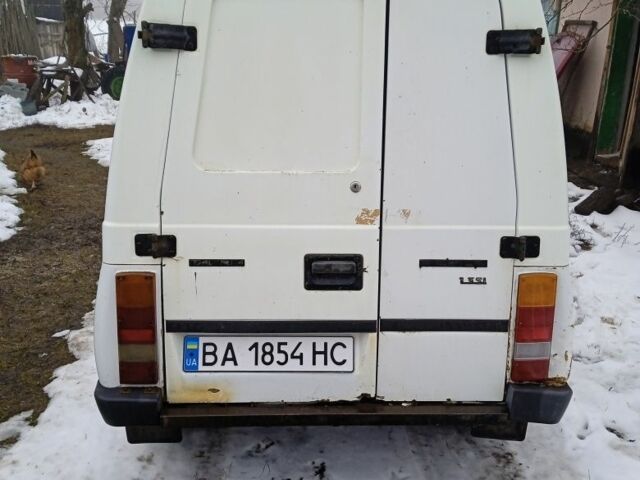 Белый Фольксваген Другая, объемом двигателя 1.3 л и пробегом 1000 тыс. км за 764 $, фото 5 на Automoto.ua