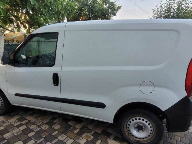 Білий Фольксваген Інша, об'ємом двигуна 1.4 л та пробігом 102 тис. км за 7348 $, фото 4 на Automoto.ua