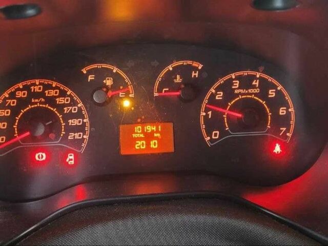 Білий Фольксваген Інша, об'ємом двигуна 1.4 л та пробігом 102 тис. км за 7348 $, фото 7 на Automoto.ua