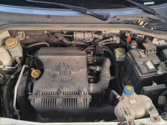 Білий Фольксваген Інша, об'ємом двигуна 1.4 л та пробігом 102 тис. км за 7348 $, фото 10 на Automoto.ua