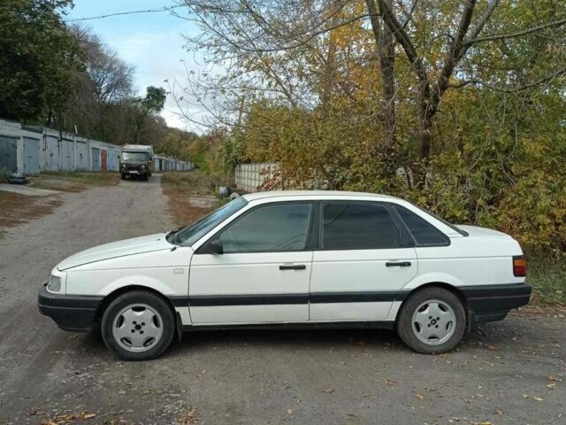 Белый Фольксваген Другая, объемом двигателя 1.8 л и пробегом 270 тыс. км за 966 $, фото 4 на Automoto.ua