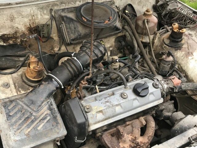 Белый Фольксваген Другая, объемом двигателя 2.45 л и пробегом 190 тыс. км за 239 $, фото 4 на Automoto.ua