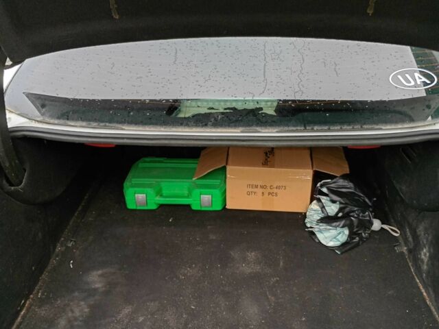 Белый Фольксваген Другая, объемом двигателя 2.2 л и пробегом 290 тыс. км за 3700 $, фото 7 на Automoto.ua