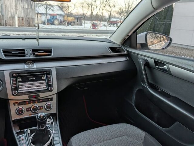 Белый Фольксваген Другая, объемом двигателя 2 л и пробегом 342 тыс. км за 9700 $, фото 5 на Automoto.ua