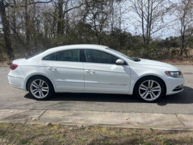 Белый Фольксваген Другая, объемом двигателя 2 л и пробегом 77 тыс. км за 7500 $, фото 3 на Automoto.ua