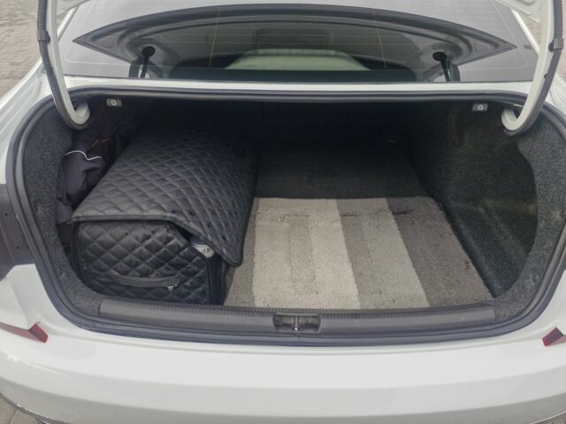 Белый Фольксваген Другая, объемом двигателя 1.8 л и пробегом 155 тыс. км за 15000 $, фото 6 на Automoto.ua