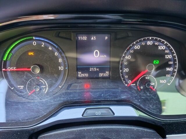 Белый Фольксваген Другая, объемом двигателя 0 л и пробегом 64 тыс. км за 12800 $, фото 1 на Automoto.ua