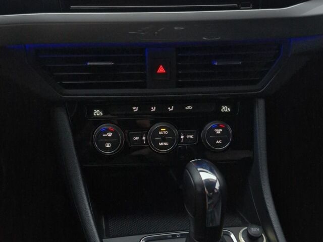 Белый Фольксваген Другая, объемом двигателя 0 л и пробегом 19 тыс. км за 14700 $, фото 13 на Automoto.ua