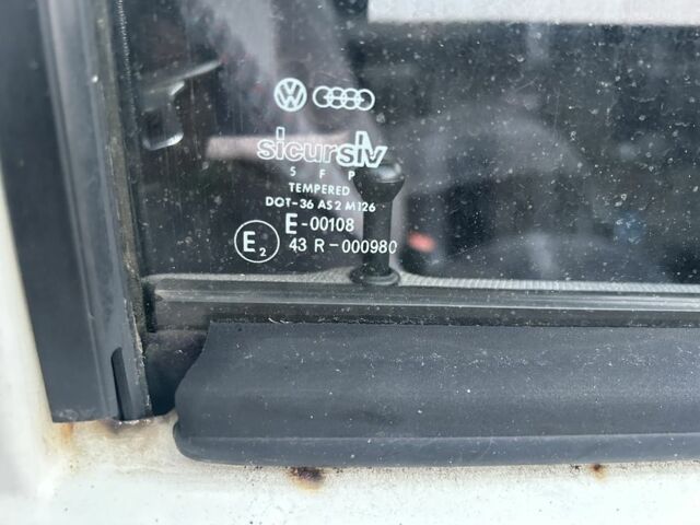 Білий Фольксваген Інша, об'ємом двигуна 1.6 л та пробігом 250 тис. км за 800 $, фото 3 на Automoto.ua