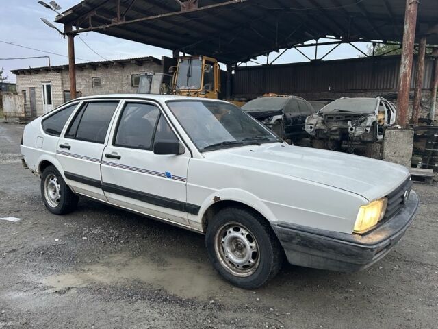 Білий Фольксваген Інша, об'ємом двигуна 1.6 л та пробігом 250 тис. км за 800 $, фото 1 на Automoto.ua