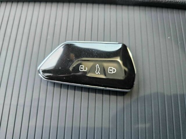 Белый Фольксваген Другая, объемом двигателя 0 л и пробегом 69 тыс. км за 7500 $, фото 7 на Automoto.ua