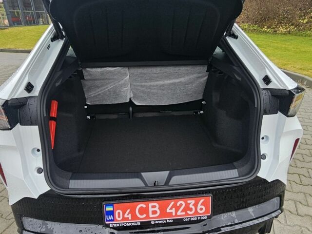 Белый Фольксваген Другая, объемом двигателя 0 л и пробегом 1 тыс. км за 33999 $, фото 5 на Automoto.ua