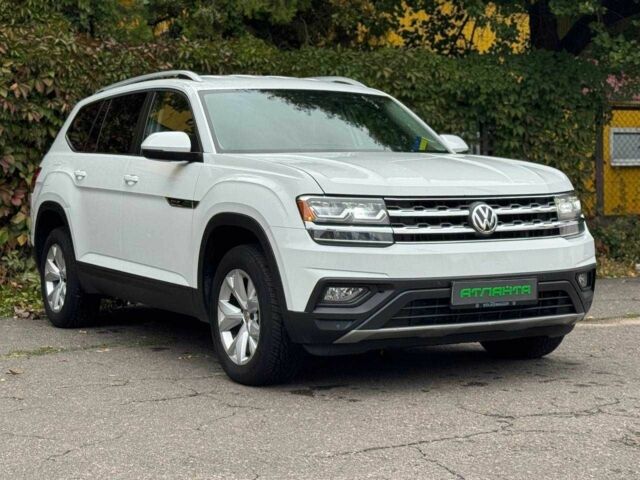 Белый Фольксваген Другая, объемом двигателя 3.6 л и пробегом 110 тыс. км за 17900 $, фото 2 на Automoto.ua