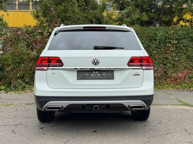 Белый Фольксваген Другая, объемом двигателя 3.6 л и пробегом 110 тыс. км за 17900 $, фото 4 на Automoto.ua