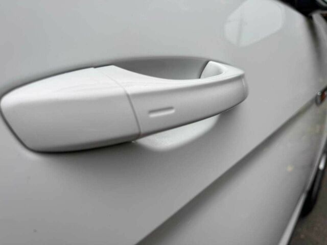 Белый Фольксваген Другая, объемом двигателя 3.6 л и пробегом 110 тыс. км за 17900 $, фото 23 на Automoto.ua