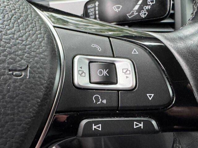 Белый Фольксваген Другая, объемом двигателя 3.6 л и пробегом 110 тыс. км за 17900 $, фото 17 на Automoto.ua