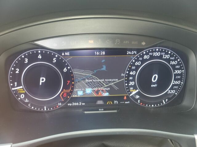 Білий Фольксваген Інша, об'ємом двигуна 3.6 л та пробігом 204 тис. км за 23000 $, фото 1 на Automoto.ua