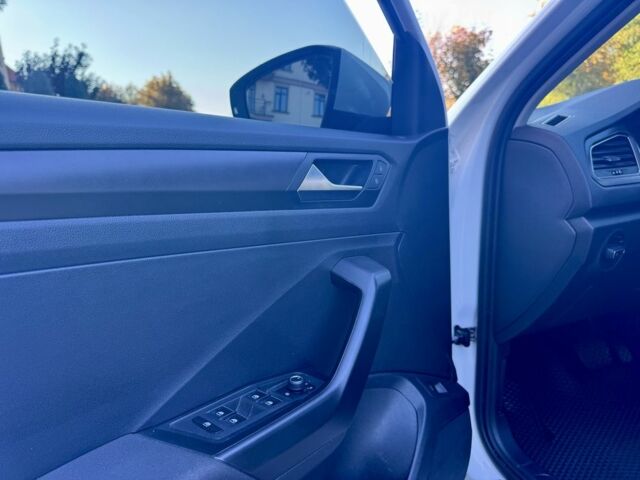 Белый Фольксваген Другая, объемом двигателя 1.5 л и пробегом 71 тыс. км за 19999 $, фото 13 на Automoto.ua