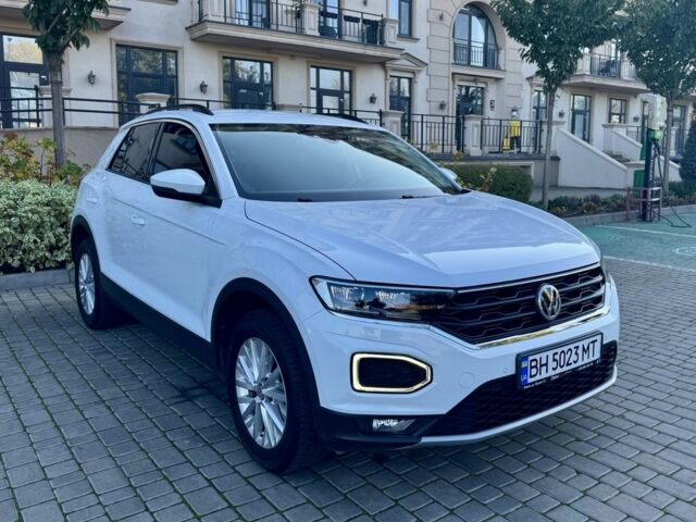 Белый Фольксваген Другая, объемом двигателя 1.5 л и пробегом 71 тыс. км за 19999 $, фото 3 на Automoto.ua