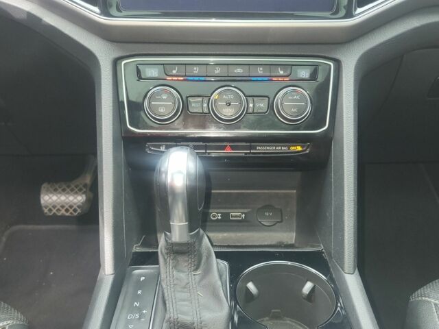 Білий Фольксваген Інша, об'ємом двигуна 3.6 л та пробігом 204 тис. км за 23000 $, фото 2 на Automoto.ua