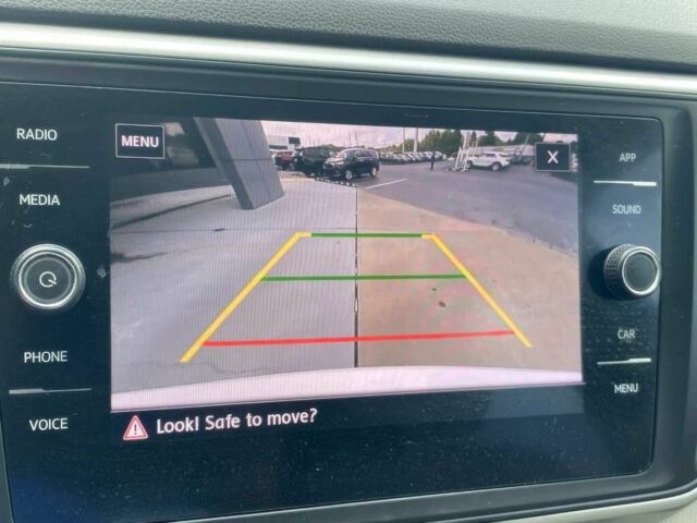 Білий Фольксваген Інша, об'ємом двигуна 3.6 л та пробігом 41 тис. км за 9400 $, фото 8 на Automoto.ua