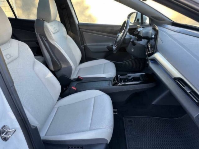 Белый Фольксваген Другая, объемом двигателя 0 л и пробегом 24 тыс. км за 18500 $, фото 6 на Automoto.ua