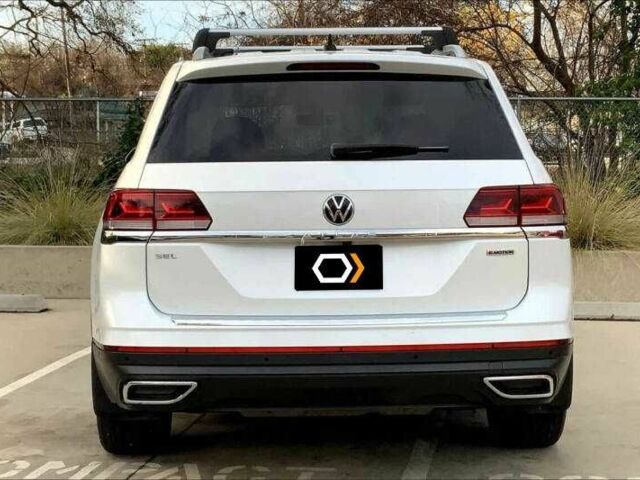 Белый Фольксваген Другая, объемом двигателя 3.6 л и пробегом 30 тыс. км за 7300 $, фото 2 на Automoto.ua