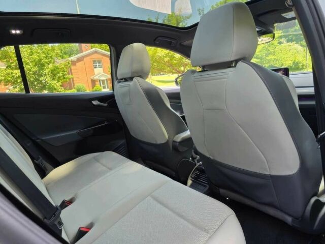 Белый Фольксваген Другая, объемом двигателя 0 л и пробегом 28 тыс. км за 9800 $, фото 13 на Automoto.ua