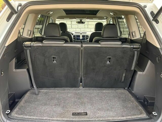 Белый Фольксваген Другая, объемом двигателя 3.6 л и пробегом 28 тыс. км за 13000 $, фото 13 на Automoto.ua