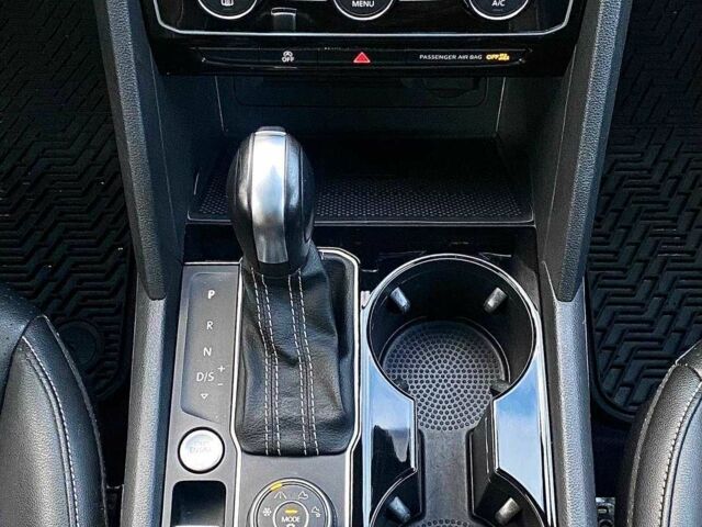 Белый Фольксваген Другая, объемом двигателя 3.6 л и пробегом 105 тыс. км за 30999 $, фото 10 на Automoto.ua