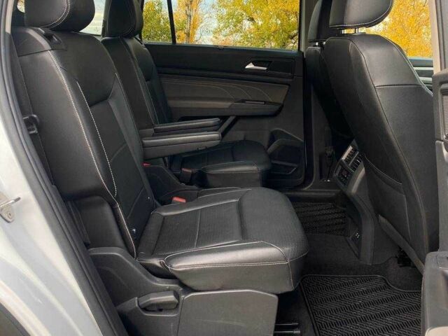 Белый Фольксваген Другая, объемом двигателя 3.6 л и пробегом 105 тыс. км за 30999 $, фото 20 на Automoto.ua