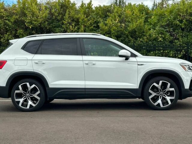 Білий Фольксваген Інша, об'ємом двигуна 1.5 л та пробігом 14 тис. км за 16200 $, фото 7 на Automoto.ua