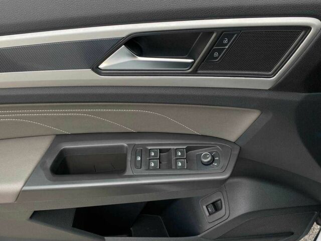 Белый Фольксваген Другая, объемом двигателя 3.6 л и пробегом 105 тыс. км за 30999 $, фото 16 на Automoto.ua