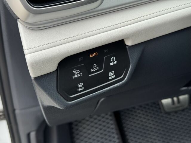 Білий Фольксваген Інша, об'ємом двигуна 0 л та пробігом 63 тис. км за 25999 $, фото 10 на Automoto.ua