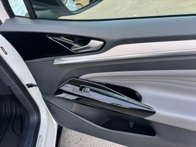 Белый Фольксваген Другая, объемом двигателя 0 л и пробегом 21 тыс. км за 26000 $, фото 8 на Automoto.ua