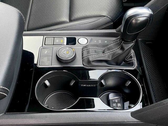 Белый Фольксваген Другая, объемом двигателя 3.6 л и пробегом 105 тыс. км за 30999 $, фото 7 на Automoto.ua