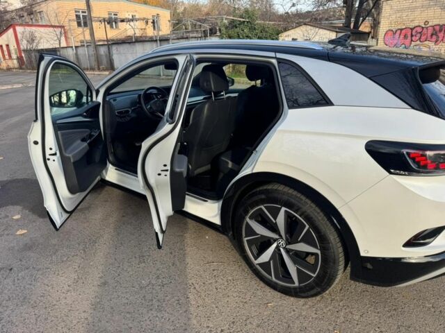 Белый Фольксваген Другая, объемом двигателя 0 л и пробегом 21 тыс. км за 26000 $, фото 1 на Automoto.ua