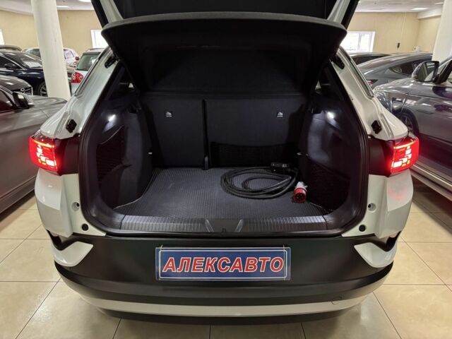 Белый Фольксваген Другая, объемом двигателя 0 л и пробегом 21 тыс. км за 25300 $, фото 5 на Automoto.ua