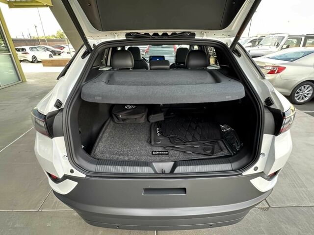 Белый Фольксваген Другая, объемом двигателя 0 л и пробегом 16 тыс. км за 18000 $, фото 11 на Automoto.ua